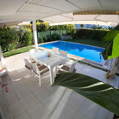 Villa Cesme White Pool Villa